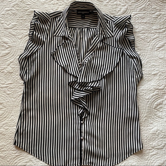 Karl Lagerfeld Oversized Ruffle Top with Cap Sleeves Size Small - Picture 9 of 15